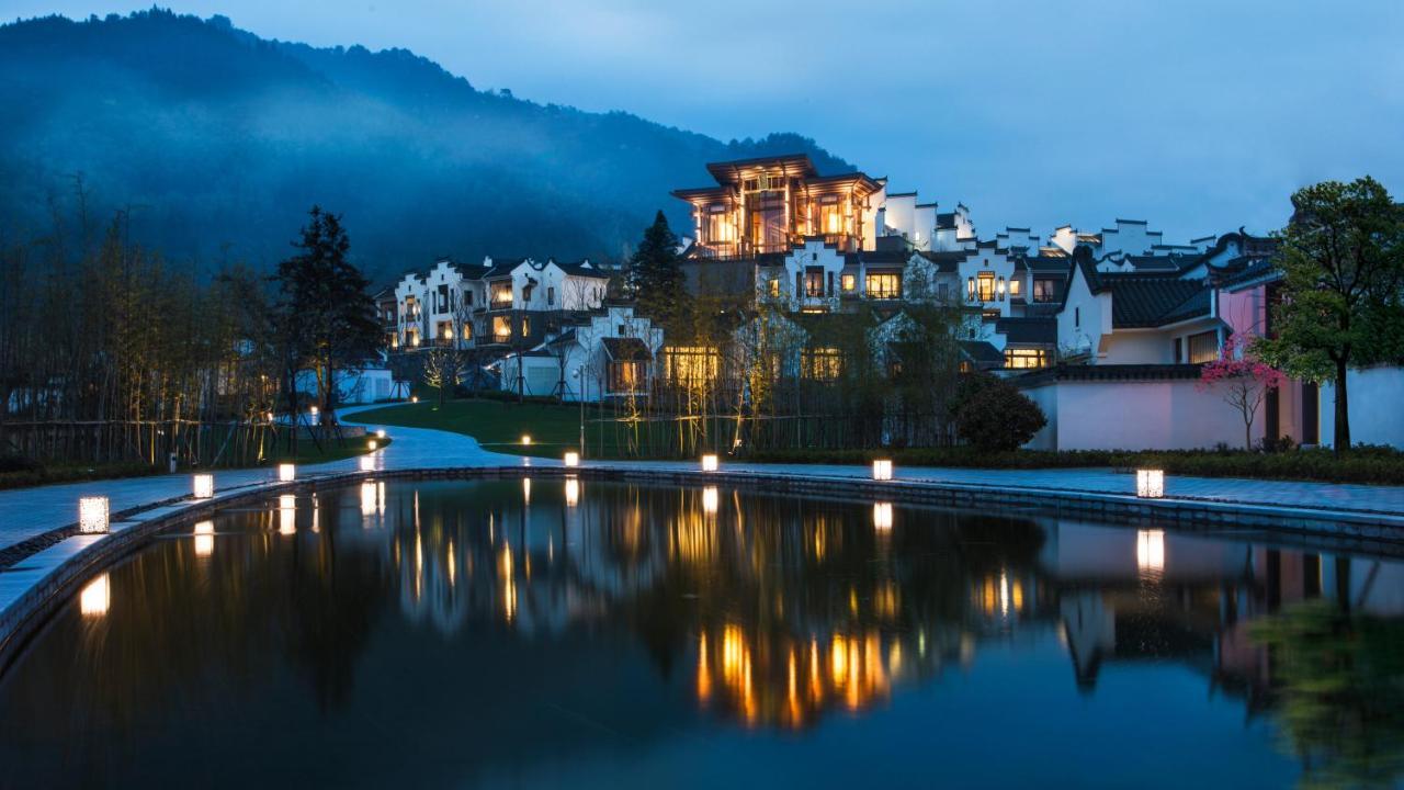 Banyan Tree Hotel Huangshan-The Ancient Charm Of Huizhou, A Paradise Εξωτερικό φωτογραφία